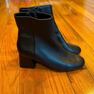 Brand new Steve Madden Black boots